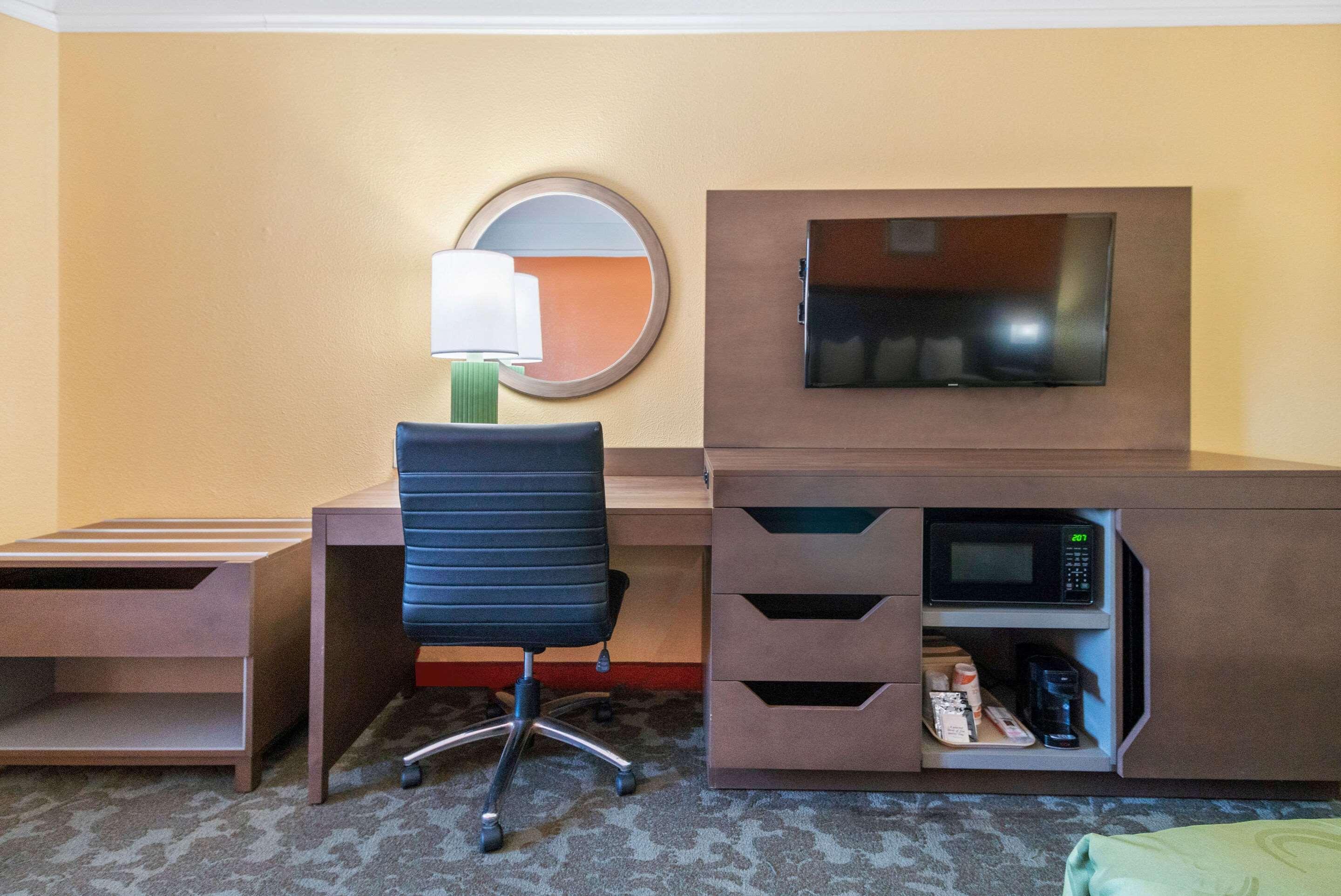 Quality Inn & Suites Galveston - Beachfront Eksteriør bilde