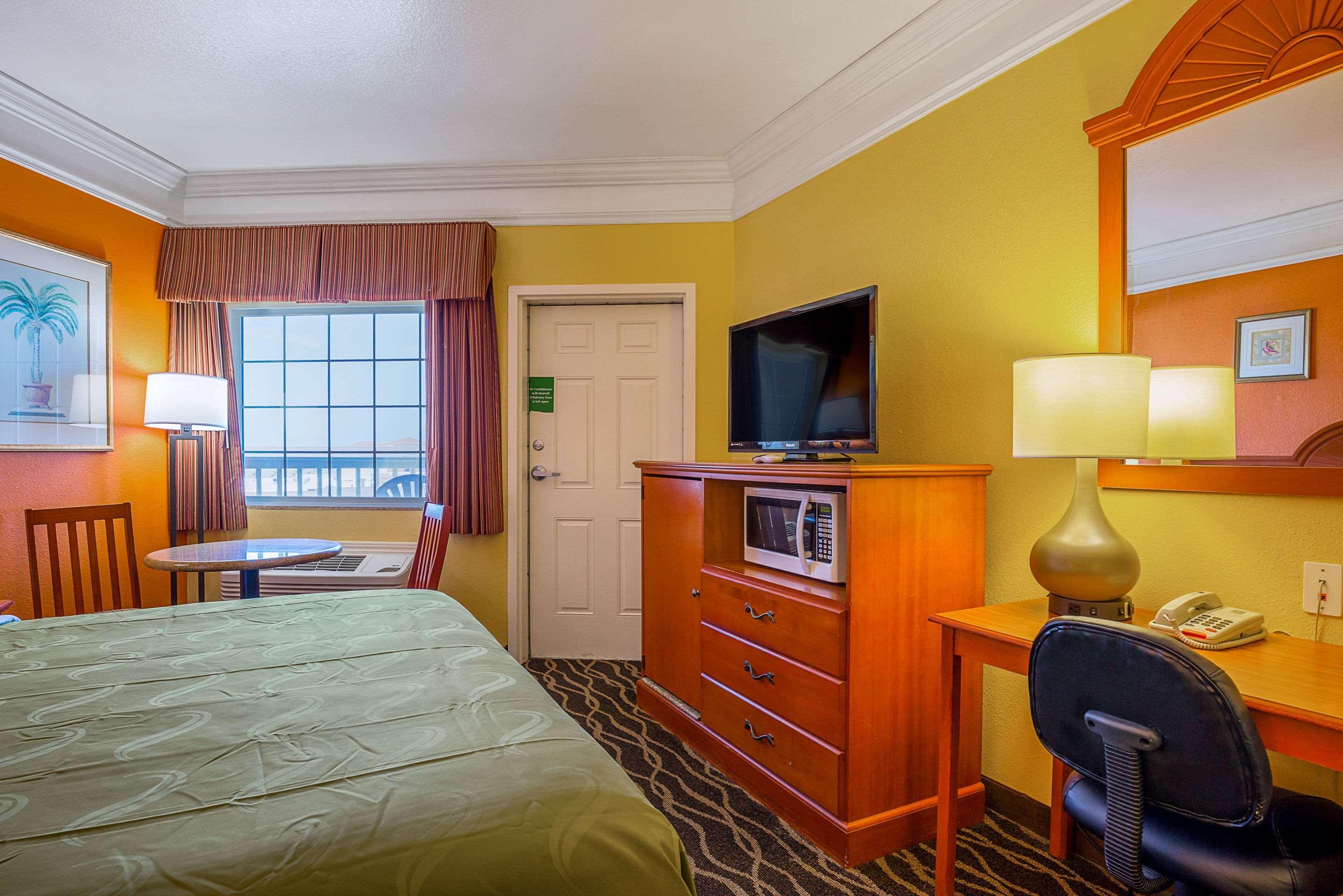 Quality Inn & Suites Galveston - Beachfront Eksteriør bilde